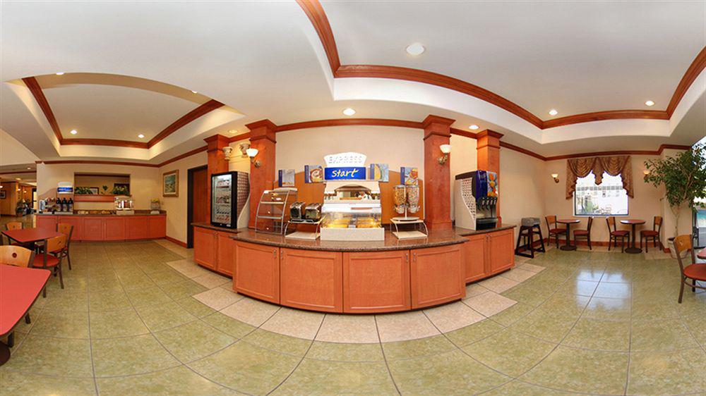 מלון Wingate By Wyndham Houston Bush Intercontinental Airport מראה חיצוני תמונה